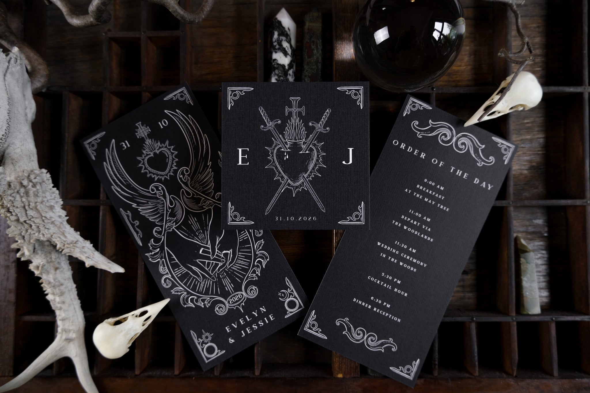 'Star-crossed Lovers' Gothic Romance 3-Piece Tarot Card Invitation Suite